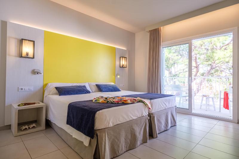 Double or Twin Room image 1