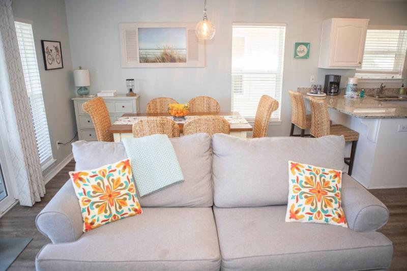 Gulf Island Condos Unit 631 - image 22