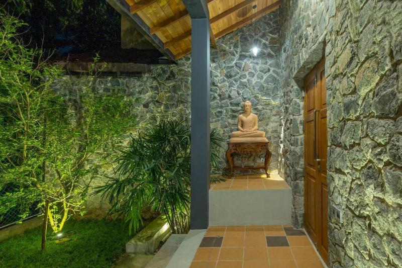 Villa Ananta - 2 Bedrooms with Pool - image 27