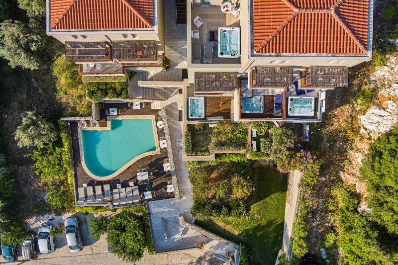 Mystery Skiathos Luxury Residence - image 32