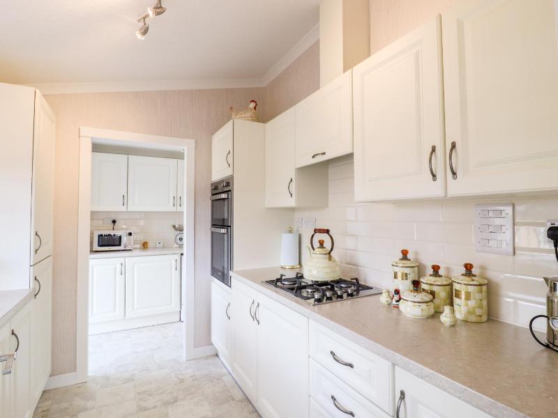 12 Bucklesham Park - image 10