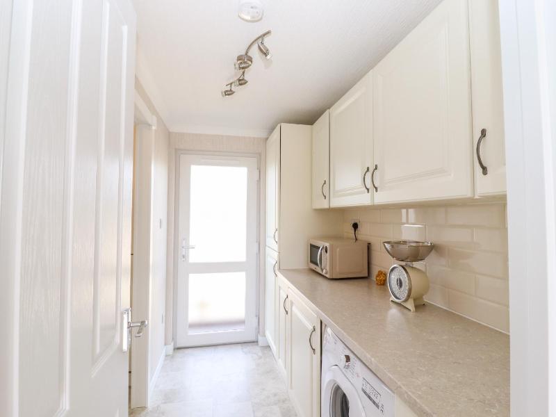 12 Bucklesham Park - image 5