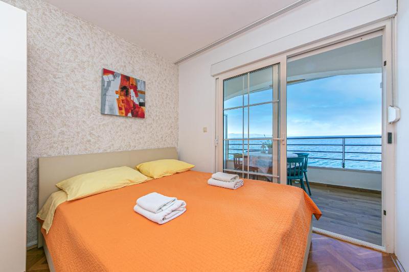 Two-Bedroom Apartment with Terrace and Sea View image 1