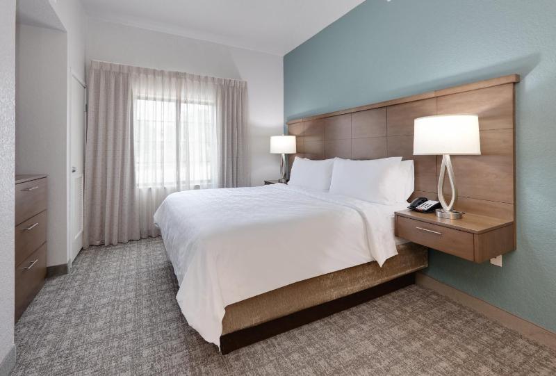One-Bedroom King Suite image 1