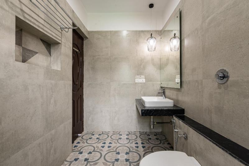 Lavish Executive Villa with Private Swimming Pool - image 31