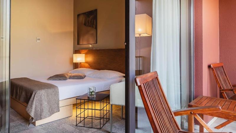 Superior Double Room image 4