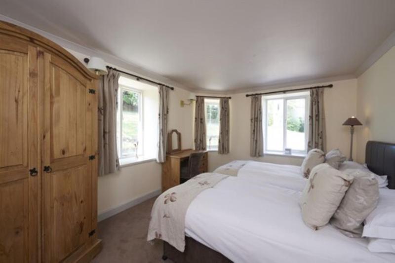 Cottage image 3