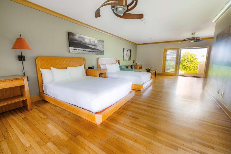Queen Room with Two Queen Beds and Partial Ocean View