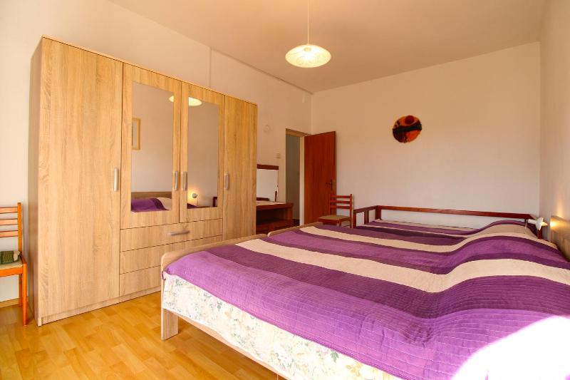 Apartment image 2