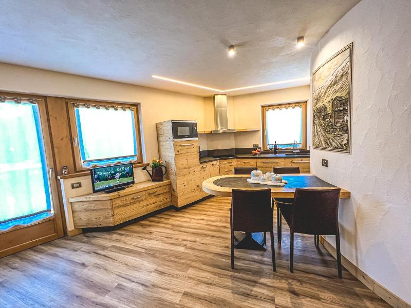 Two-Bedroom Apartment image 4