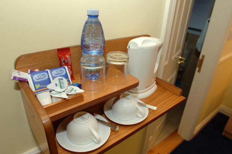 Double Room image 4