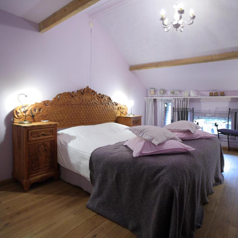 Standard Double or Twin Room image 4