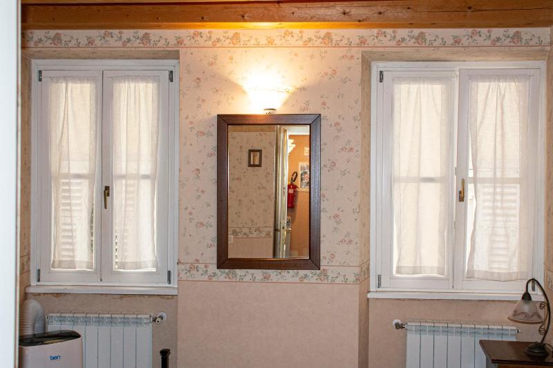 Triple Room image 2