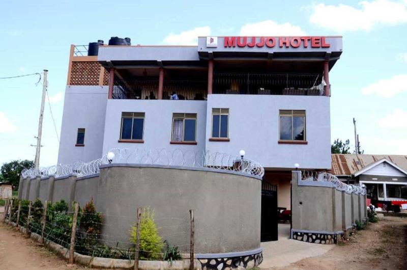 Mujjo Hotel Kajjansi - image 11
