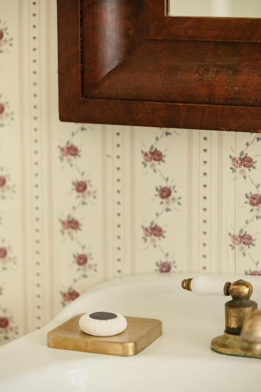 Family Room with Bathroom image 3