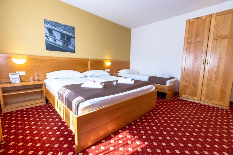 Triple Room image 4
