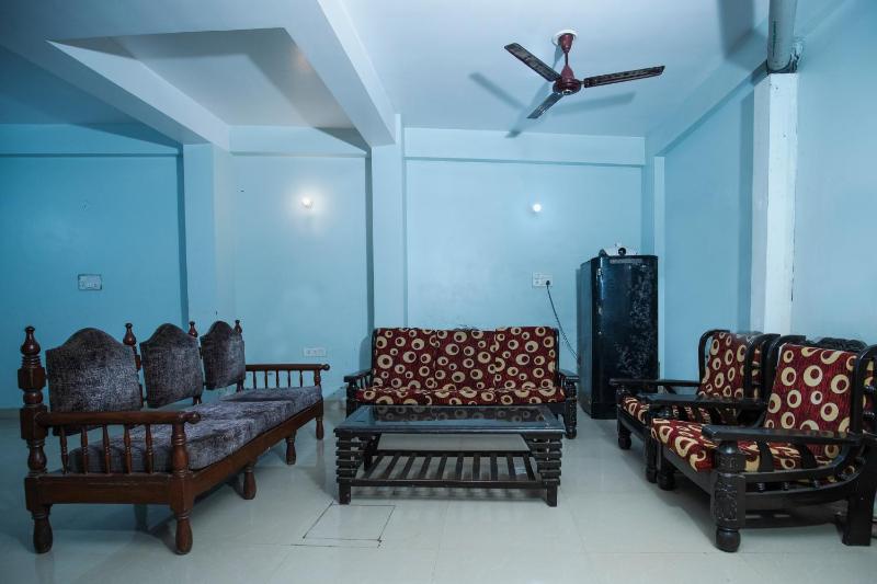 Hotel Royale Avenue - image 10