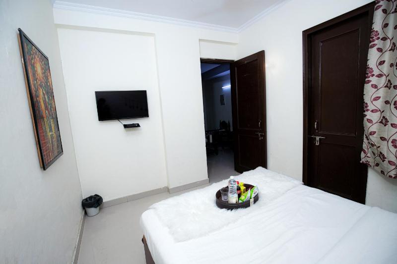 Hotel Royale Avenue - image 11