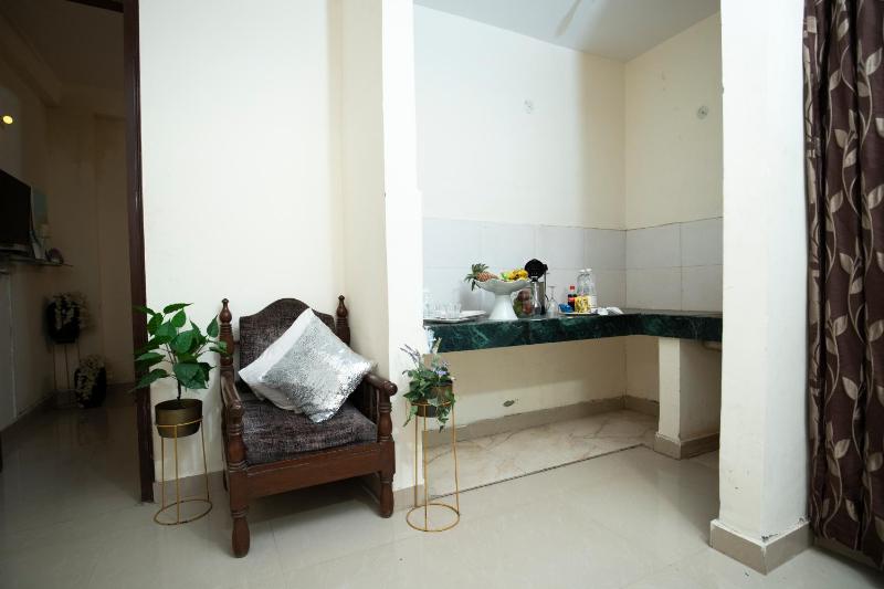 Hotel Royale Avenue - image 6