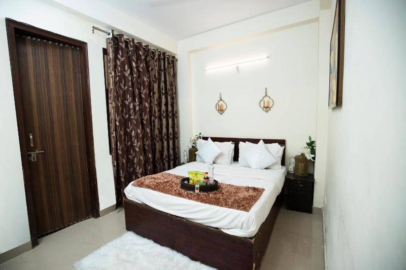 Hotel Royale Avenue - image 23