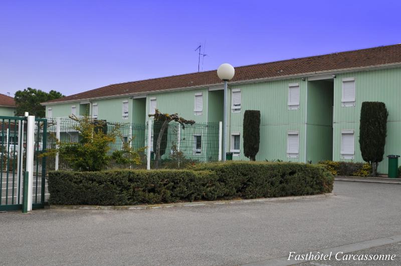 Fasthotel Carcassonne - image 25