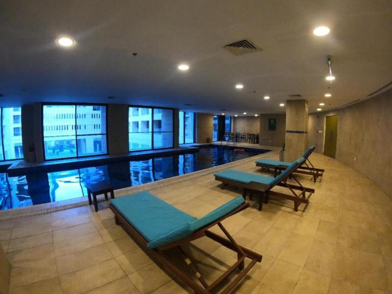 Al Fares Luxury furnished Apartment-Damac Tower - image 2