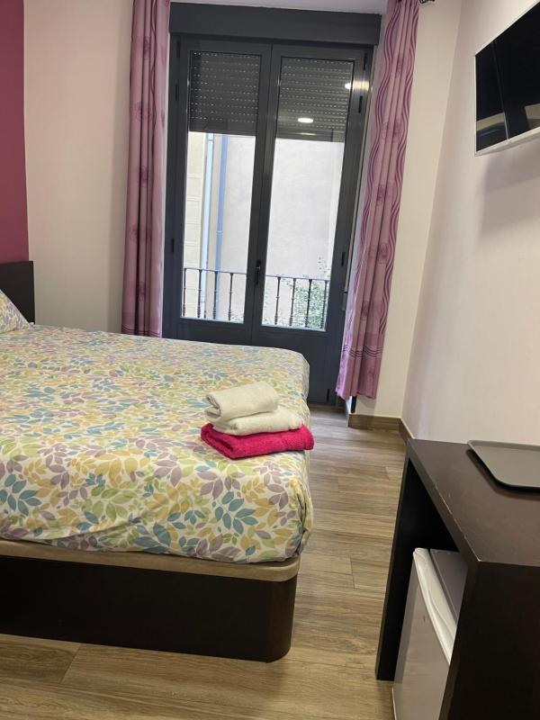 Hostal Corazón de Madrid 1 - image 7