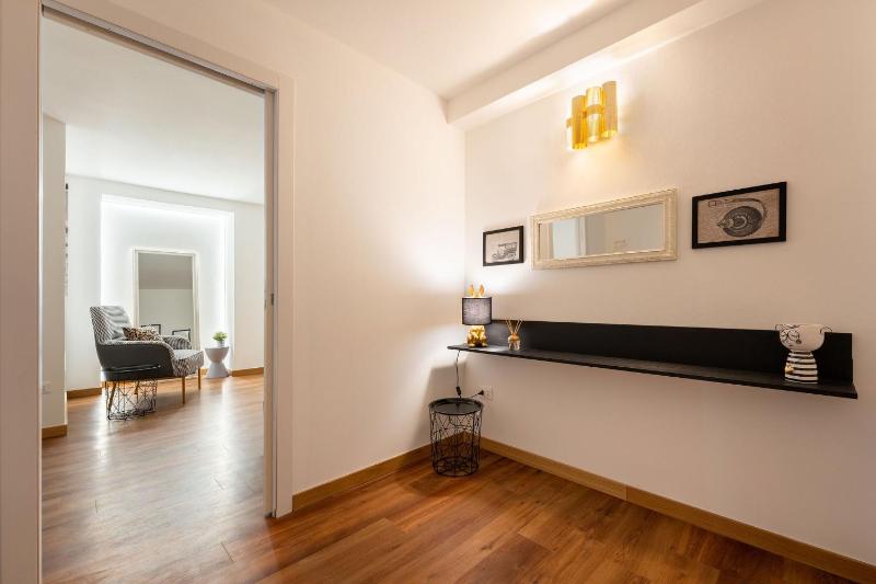 Guicciardini Apartment - image 12