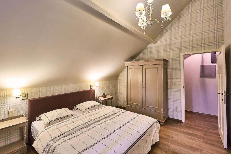 Two-Bedroom Suite image 4
