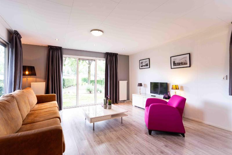 Two-Bedroom Chalet - Holiday home image 2
