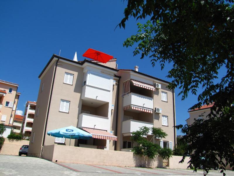 Apartment Margareta - image 10