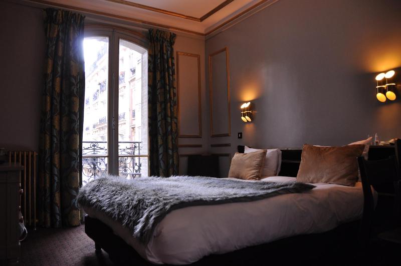 Superior Double/Twin Room image 1