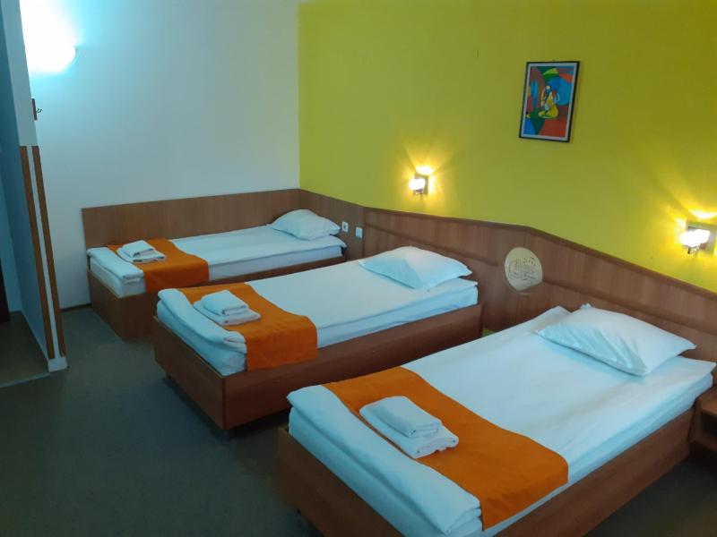 Triple Room image 1