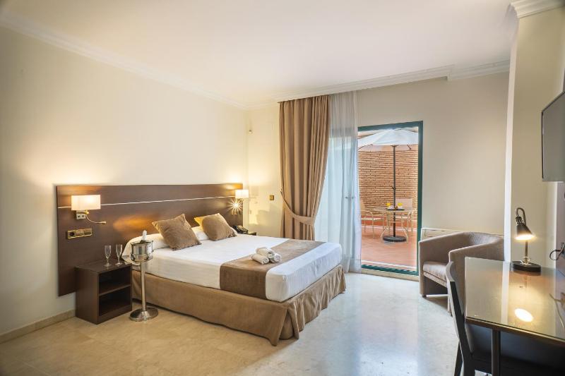 Junior Suite with Terrace image 3