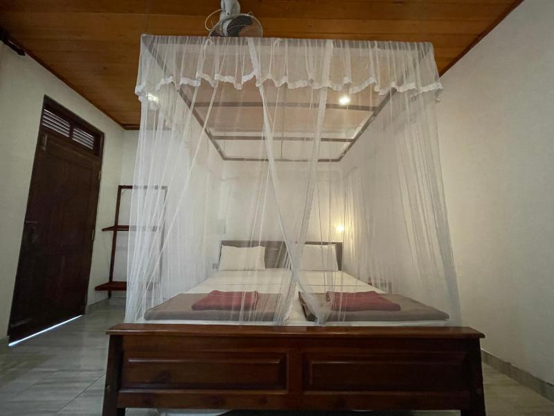 Jade Green Rest Inn - image 7
