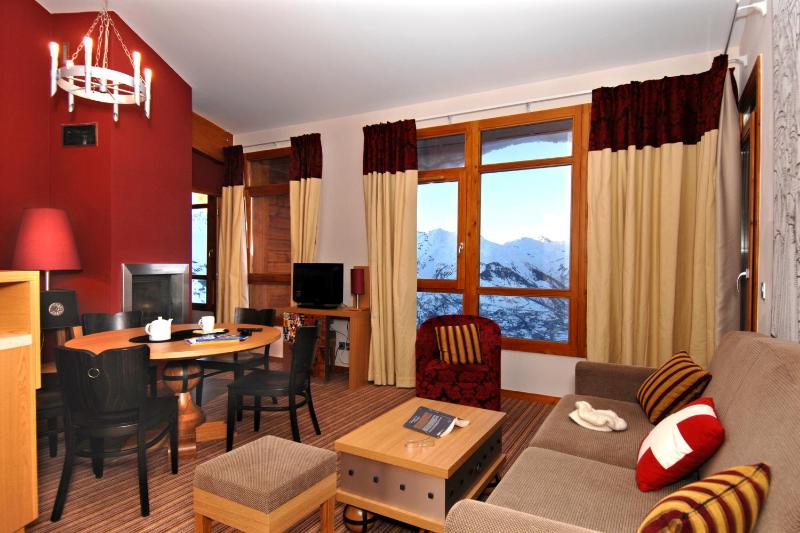 Two-Bedroom Apartment with Fireplace image 1