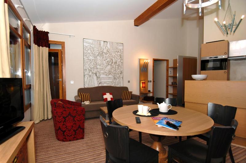 Two-Bedroom Apartment image 4