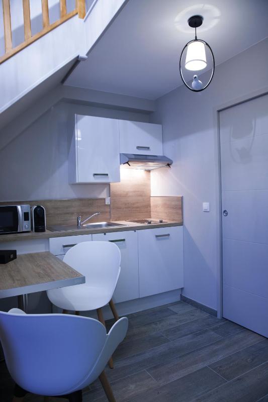Deluxe Double Room image 3