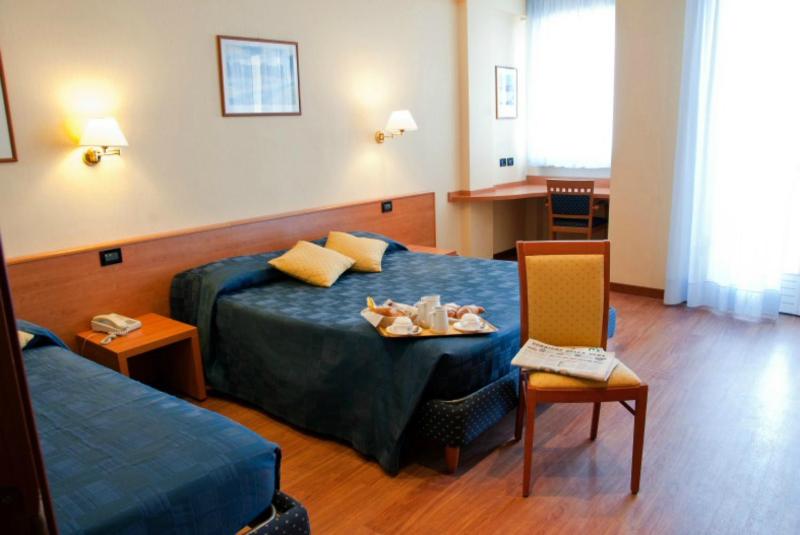 Triple Room image 1