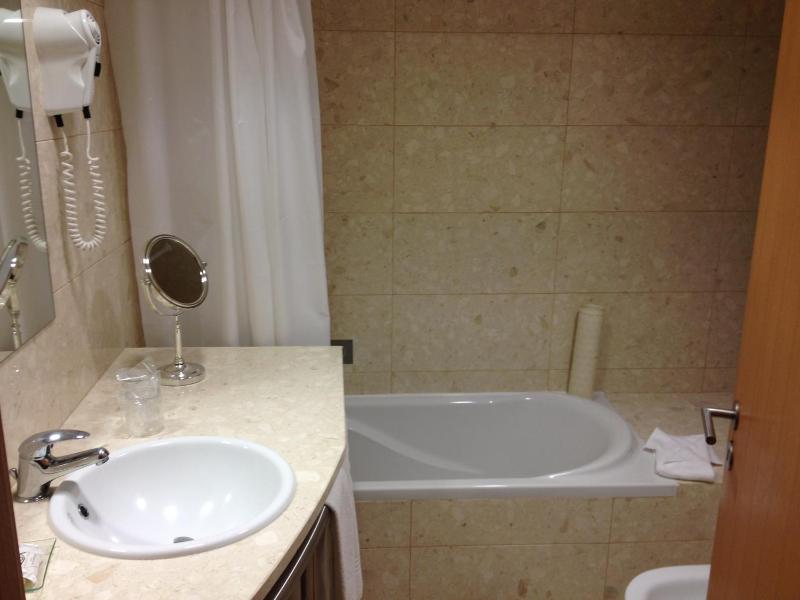 Double Room image 2