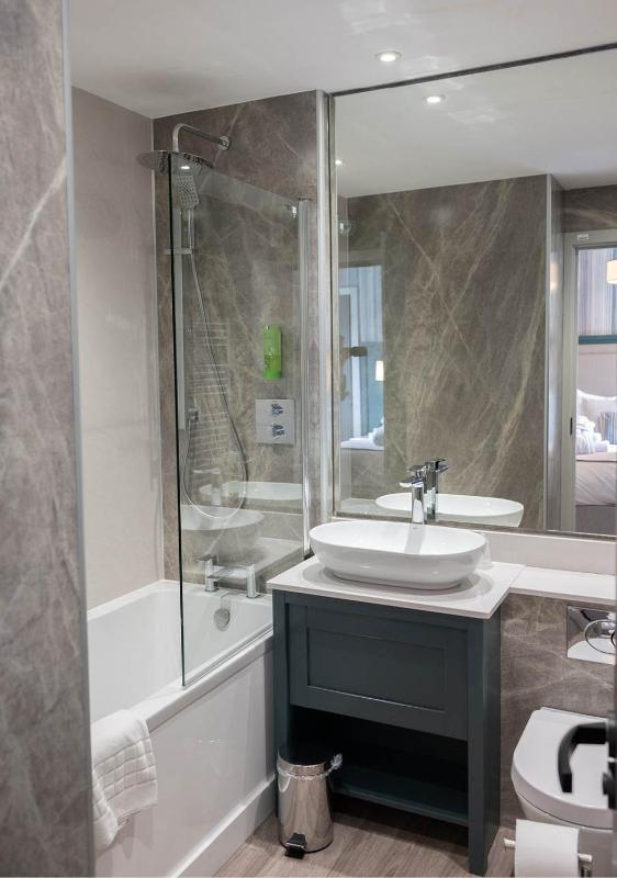 Triple Room image 4