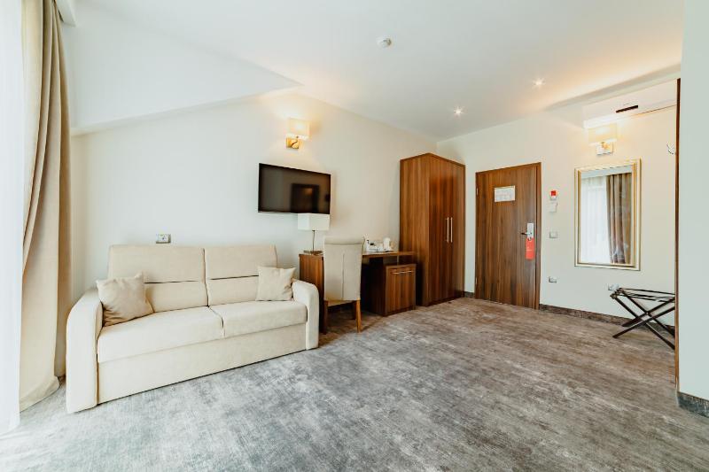 Superior Double Room image 2