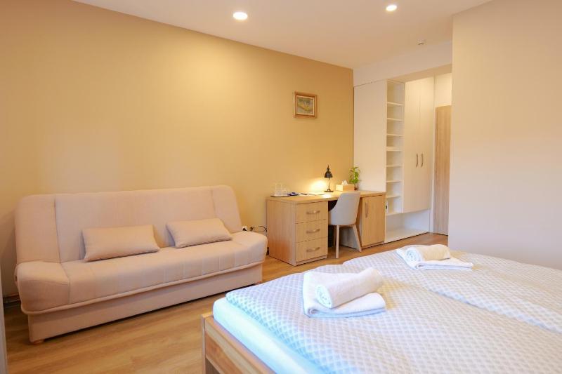 Double or Twin Room with Extra Bed image 3