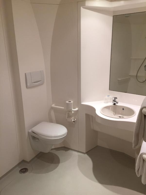 Triple Room image 3