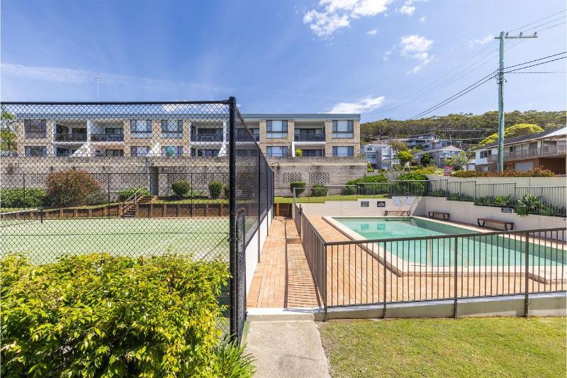 The Dunes15 fabulous unit with pool tennis court and across the road to the beach - image 23