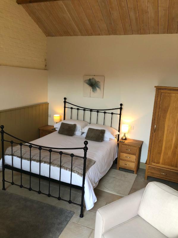 King Room image 4