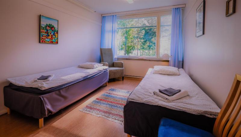 Double or Twin Room image 4