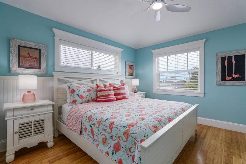 Stay Salty 6906 Holmes Blvd - image 7