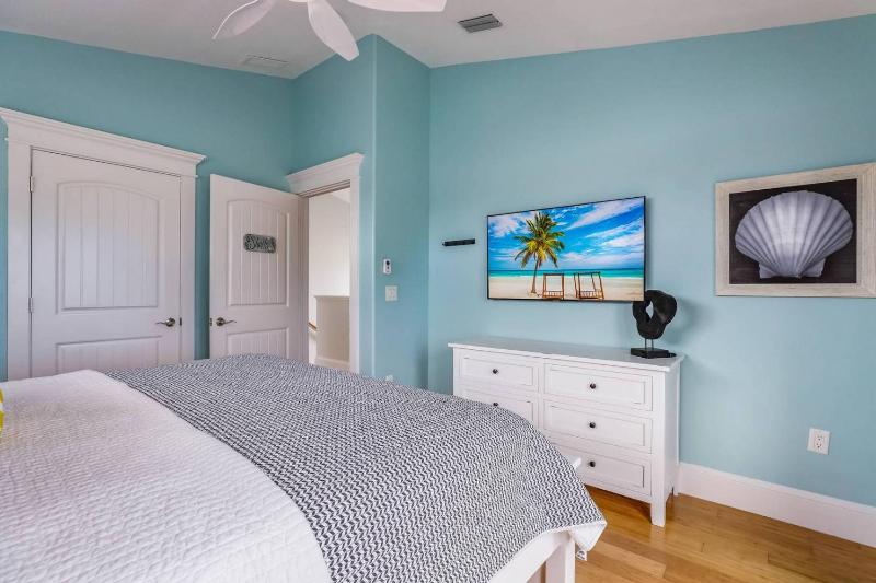 Stay Salty 6906 Holmes Blvd - image 15