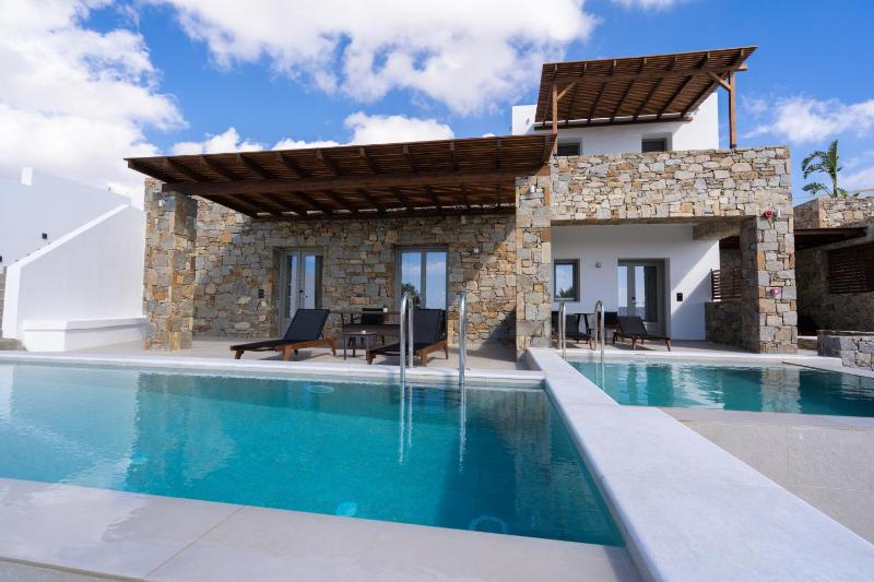 Kouros Blanc Resort & Suites - image 17